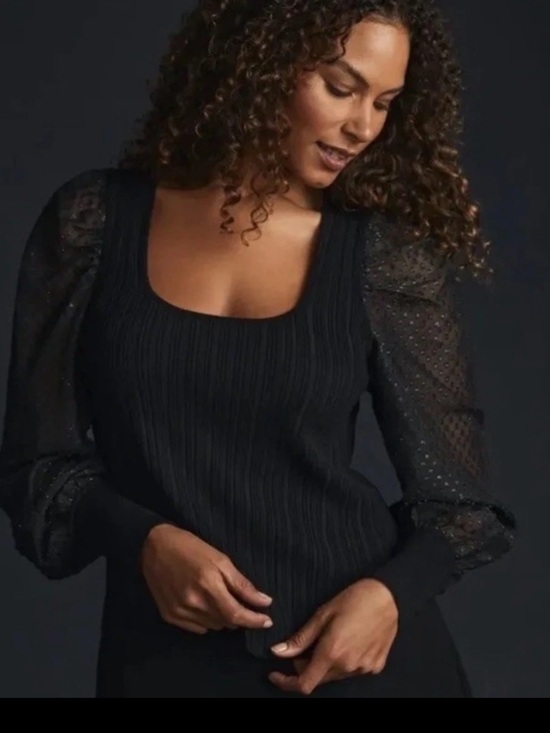 Anthropologie Sweaters - Anthropologie Puff Sleeve Shimmer Sweater in Black